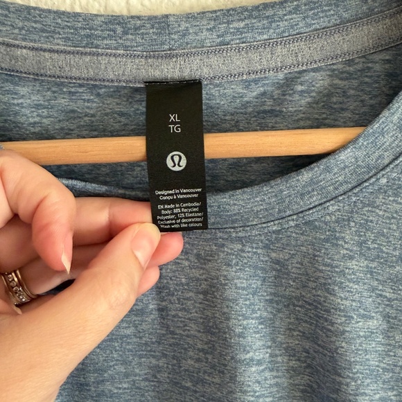 Lululemon Soft Jersey Short Sleeve T-Shirt Men’s XL Blue Athleisure Gymwear EUC - Picture 3 of 5